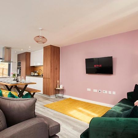 Beaut 5 Bed House W Parking Villa Manchester Esterno foto