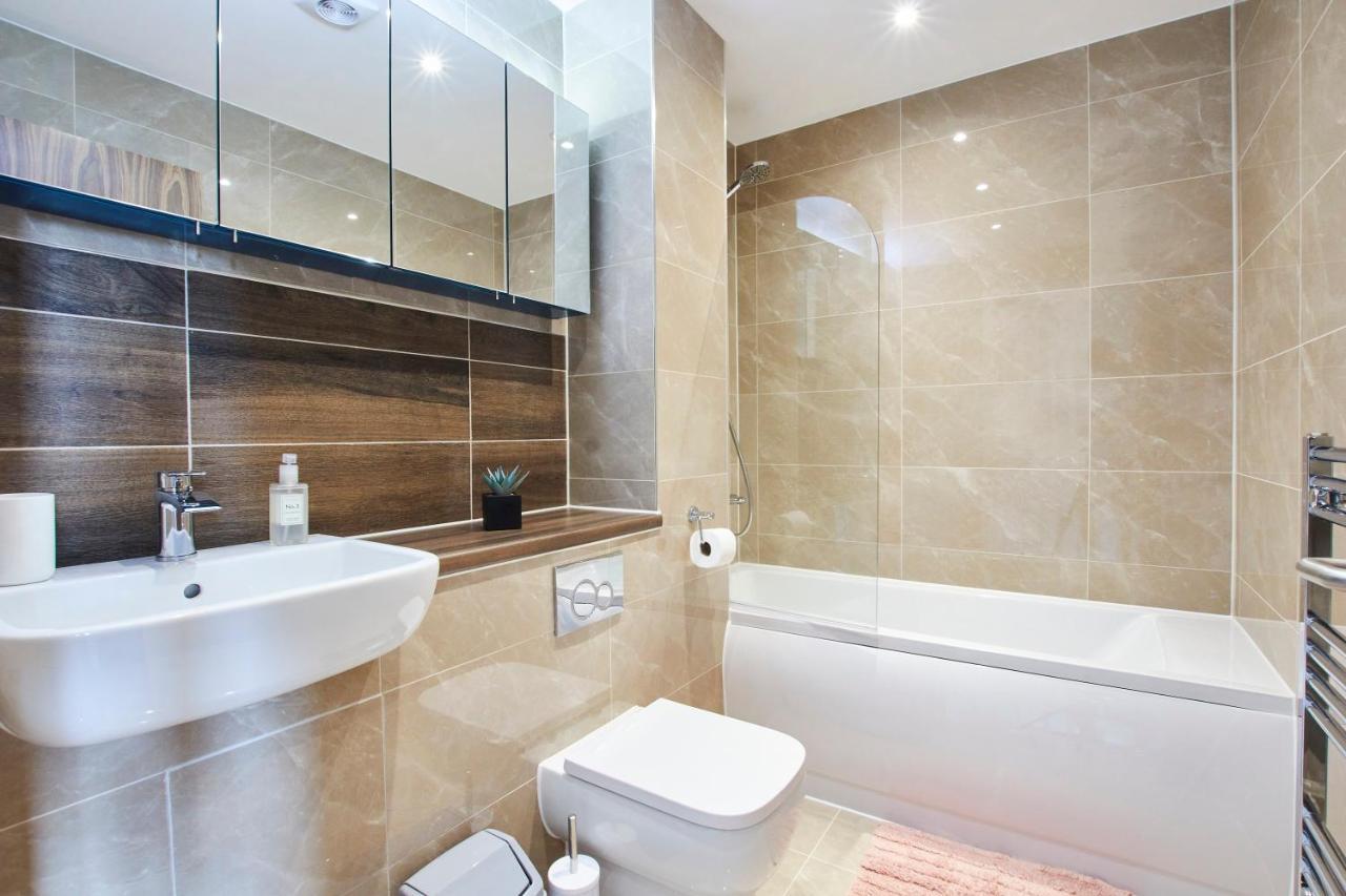 Beaut 5 Bed House W Parking Villa Manchester Esterno foto