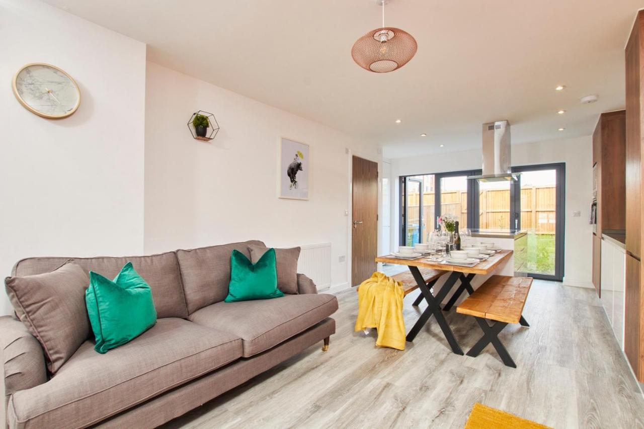 Beaut 5 Bed House W Parking Villa Manchester Esterno foto